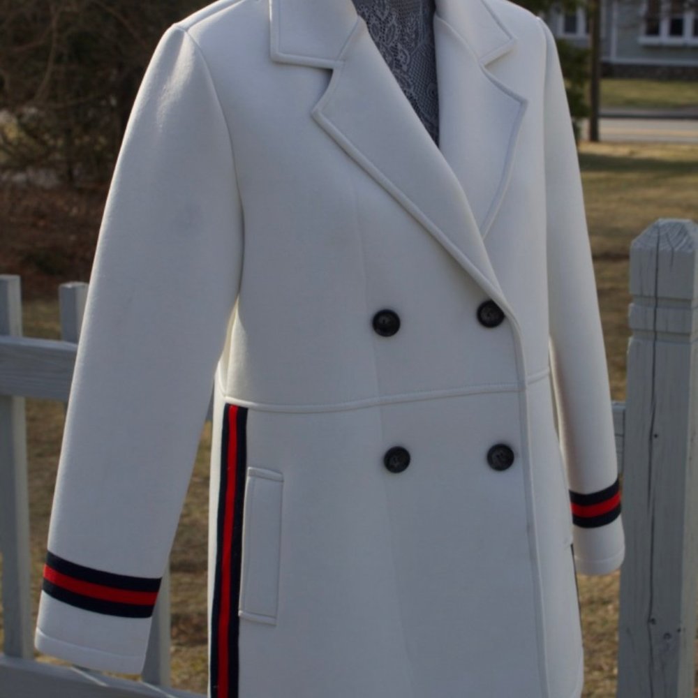 Joseph Ribkoff White Scuba Pea coat
